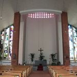 Blick in die Kirche St. Joseph, die von Dominikus Böhm 1955 begonnen und von seinem Sohn Gottfried Böhm nach dem Tod des Vaters 1956 vollendet wurde. (Foto: Thomas Felshart)