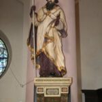 Barocke Skulptur des Kirchenpatrons, des hl. Remigius aus dem 18. Jh.