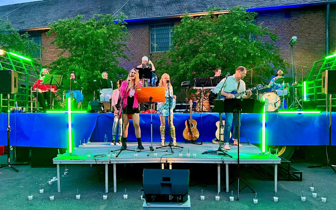 Stimmungsvolles Open Air Konzert mit Young Hearts