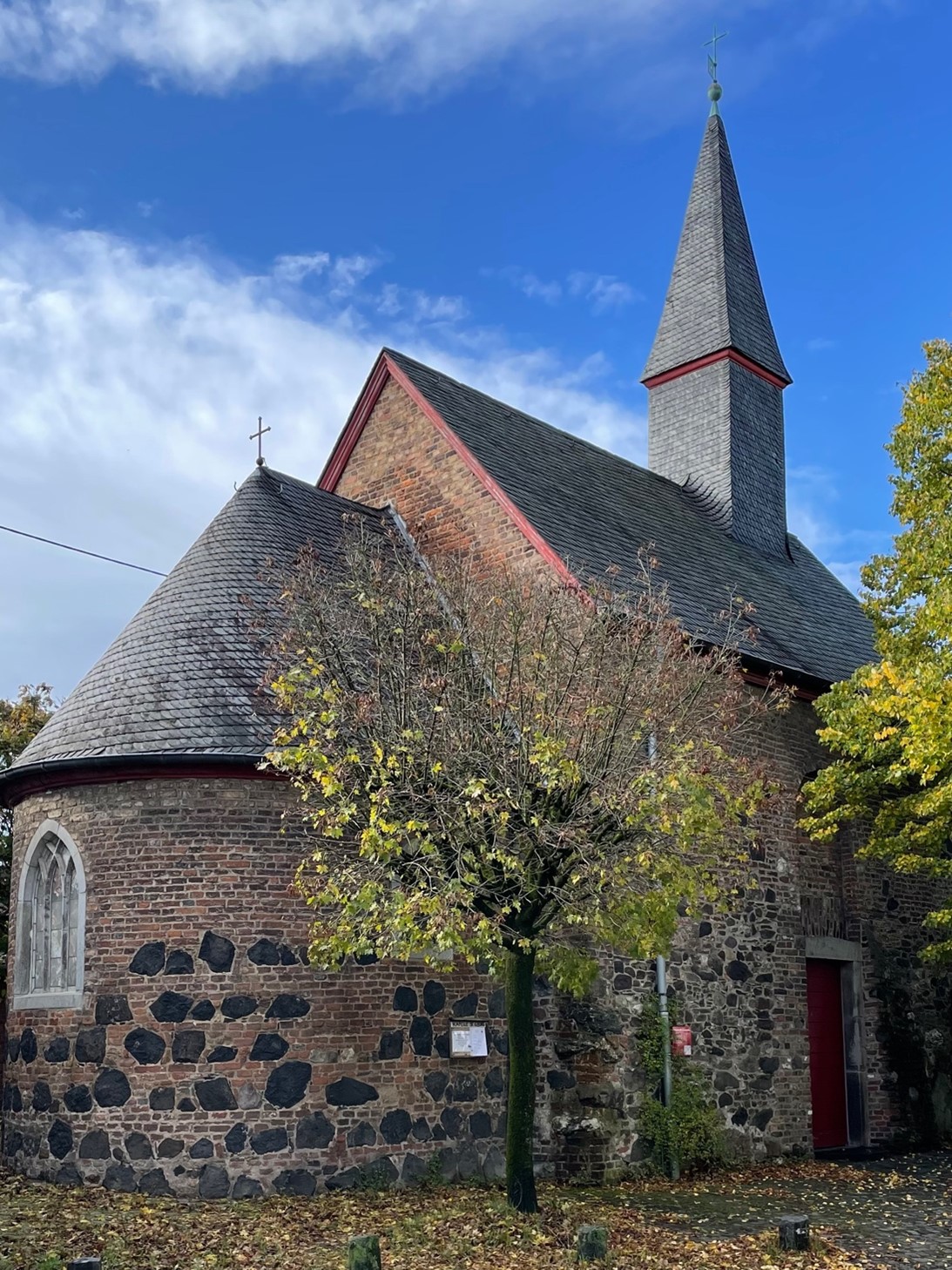 Kapelle St. Georg Weiß, Foto Brigitte Strickling