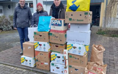 Ker­zen für die Ukraine