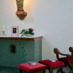 Marienaltar und "Spätgotische Madonna mit Kind"