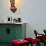 Marienaltar und "Spätgotische Madonna mit Kind"