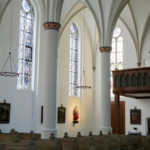 Bllick in das hintere rechte Seitenschiff