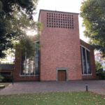 Außenansicht der Pfarrkirche St. Joseph, gesehen von der Weißer Straße. (Foto: Peter Nüsser)